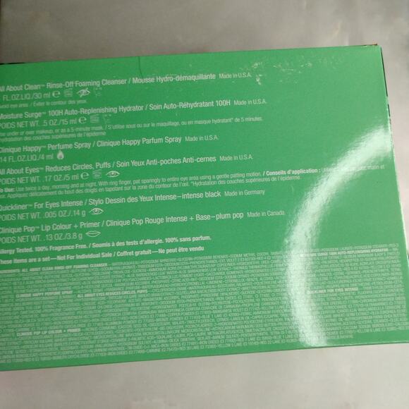 Clinique Gift Set 6 Piece - Picture 2 of 3